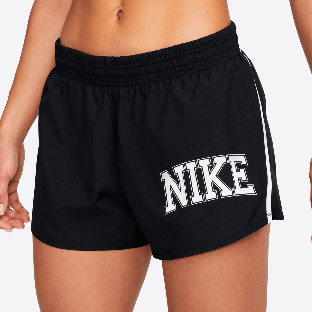 short running femme Nike