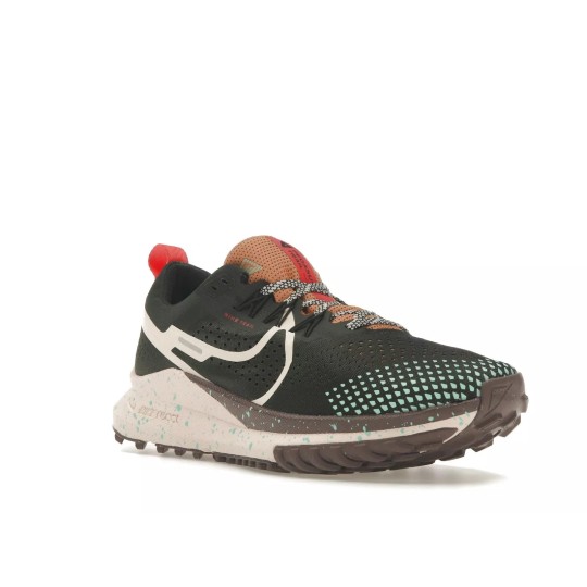 chaussure de trail nike pegasus pas chere