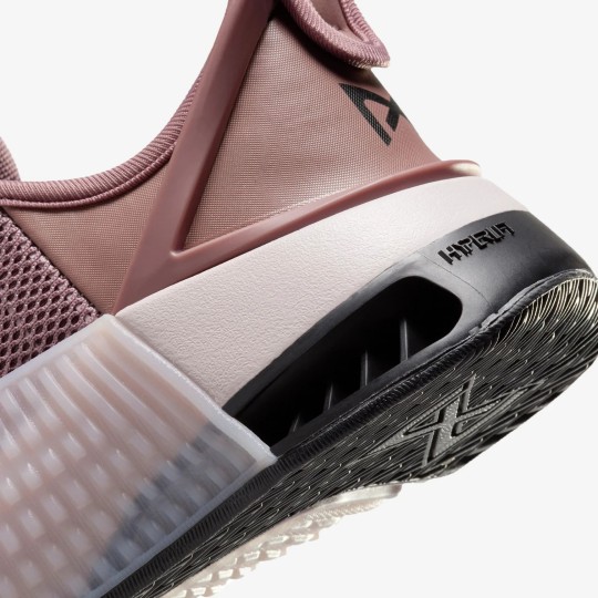 nike metcon 9 flyease