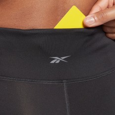 short femme reebok